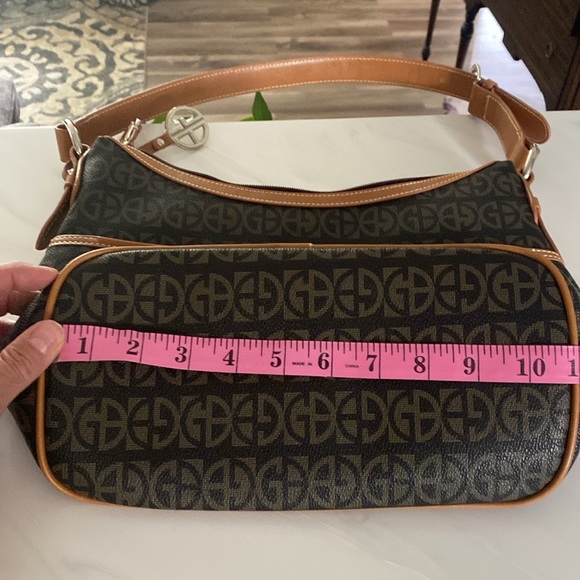 New Giani Bernini Block Signature Handbag - Picture 4 of 6